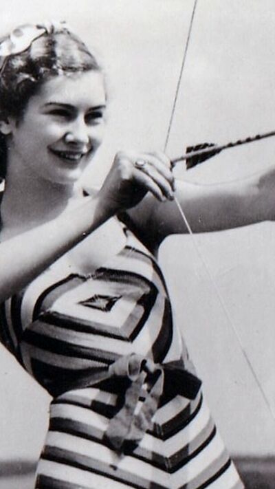 Saturno e Neptuno, em conjunção a 0º de Carneiro, vêm mudar a história coletiva e individual. 