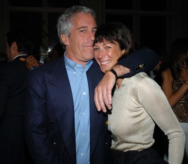 Jeffrey Epstein e Ghislaine Maxwell 