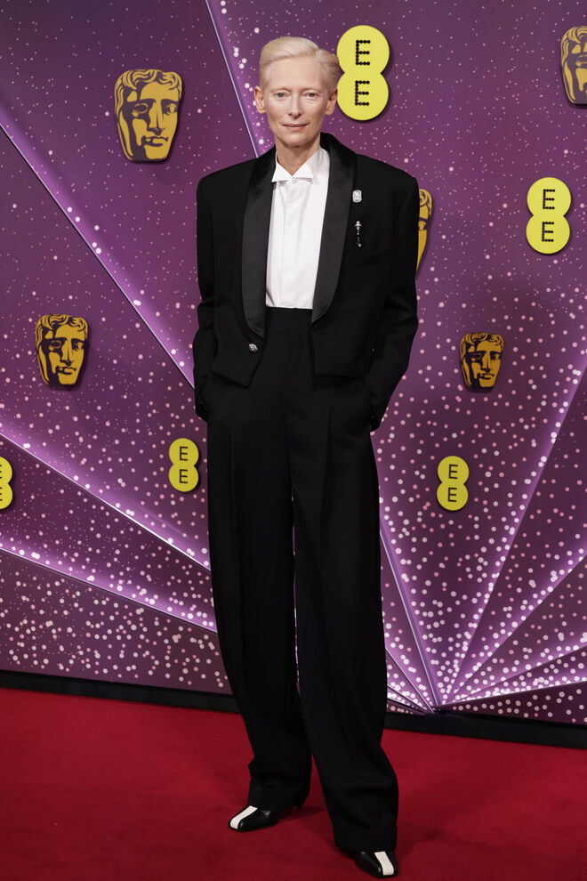 HIT: Tilda Swinton em Chanel, como falhar?