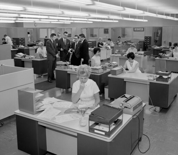 Livro "Clube de Combate Feminista" oferece um manual de autodefesa para mulheres no trabalho