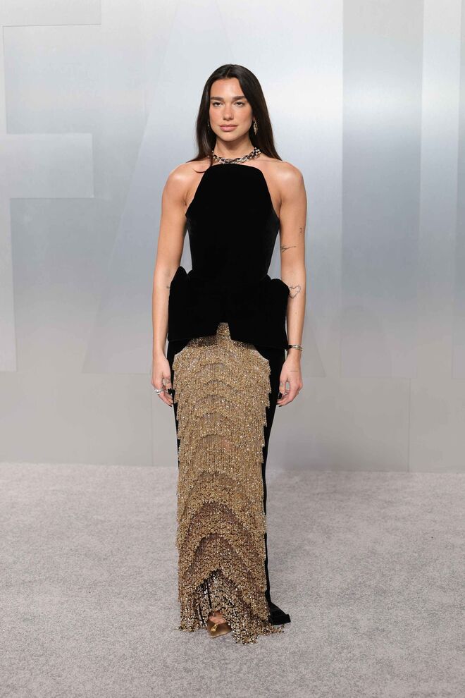 Dua Lipa em Schiaparelli