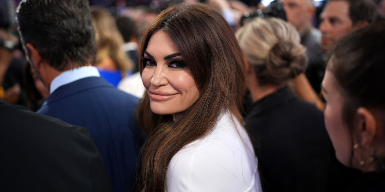 Kimberly Guilfoyle num evento em Mar-A-Lago