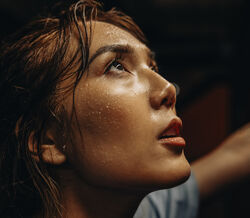 O aumento da violência contra mulheres é associado a temperaturas elevadas