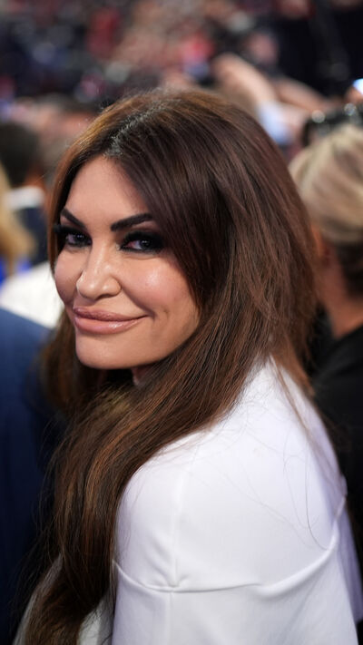 Kimberly Guilfoyle num evento em Mar-A-Lago