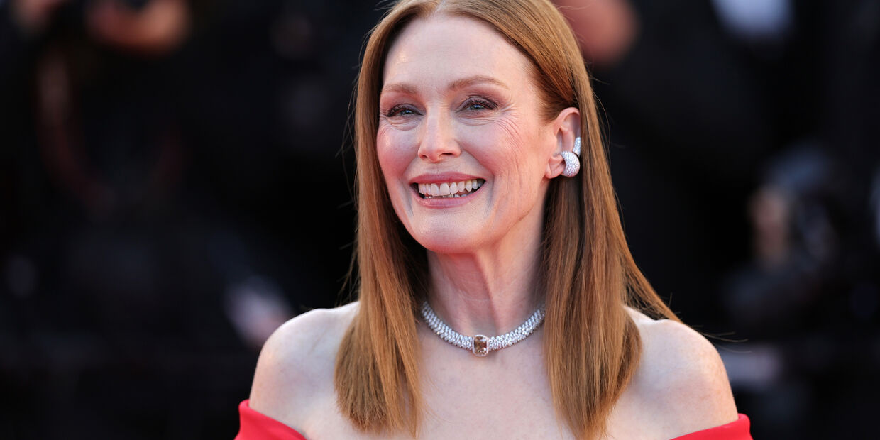  Julianne Moore 