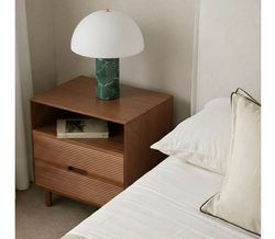 Peças icónicas e mistura de estilos para uma decoração harmoniosa