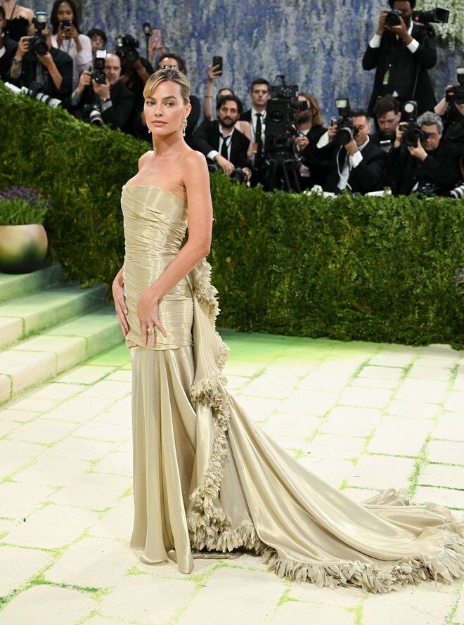 Margot Robbie em CHANEL