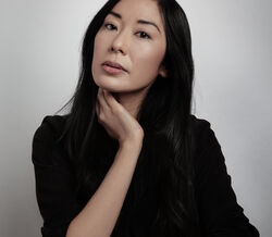Katie Kitamura -  jornalista, crítica de arte e professora