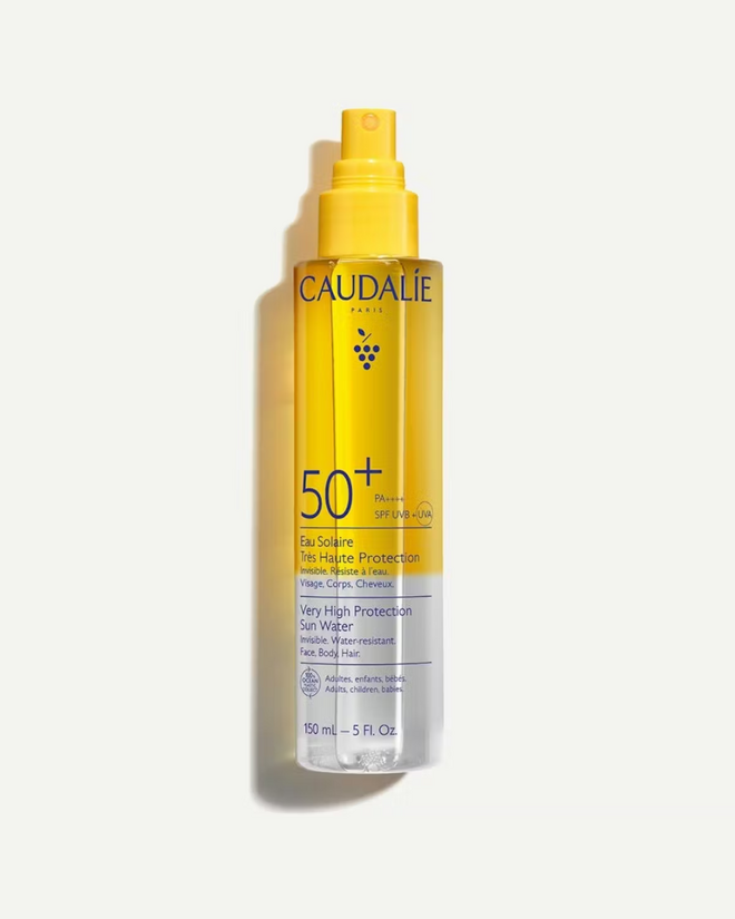 Caudalie, Vinosun Água Proteção Muito Elevada FPS50+, €19 na Perfumes & Companhia 
