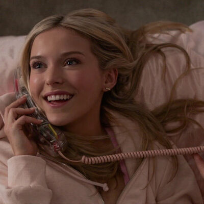 Lexi Minetree na personagem de "Elle"