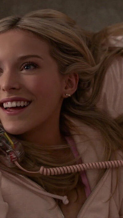 Lexi Minetree na personagem de "Elle"