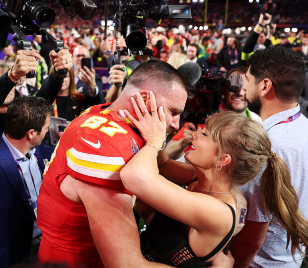 Taylor Swift e Travis Kelce vão finalmente dar o nó e nós queremos saber tudo