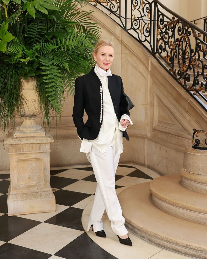 Naomi Watts no desfile da Dior